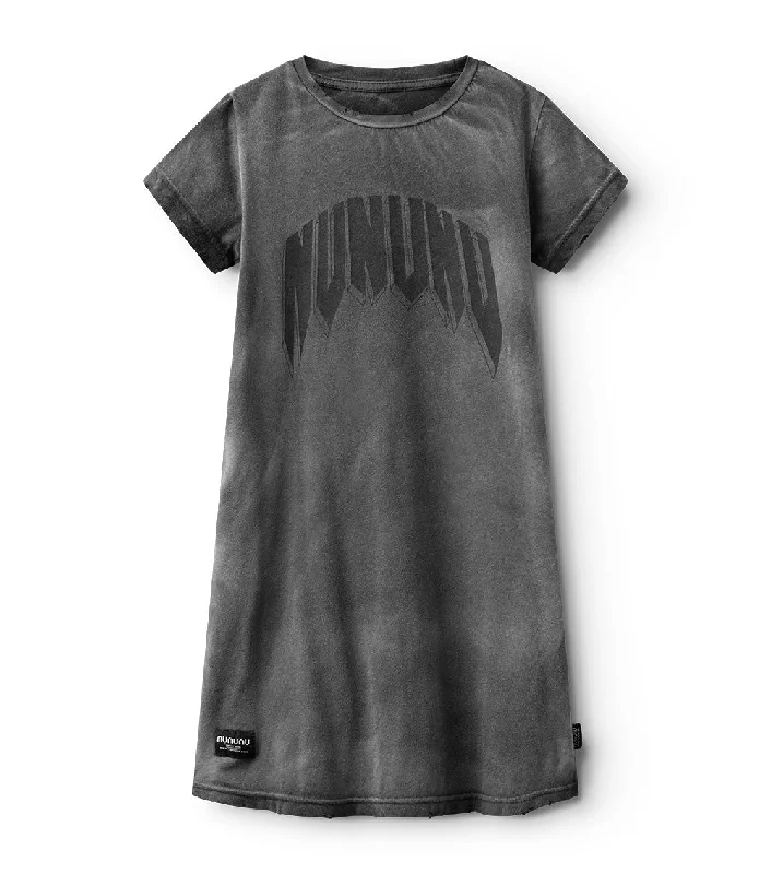 rawk-nu-roll brushed a dress